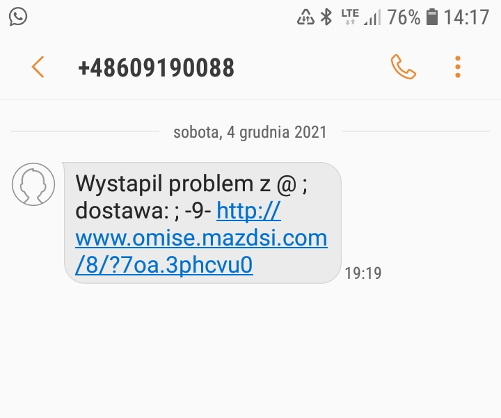 Na zdjęciu widoczna wiadomość zawierająca fałszywy link.