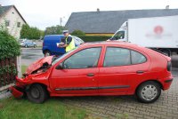 policjant przy renault