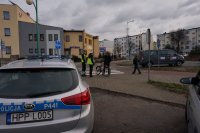 Mundurowi w czasie akcji &quot;kontrola drogowa pieszy&quot;