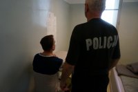 Zatrzymany za kradzież kabli w policyjnym areszcie