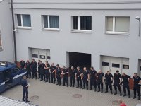 Policjanci z KPP przed wyjazdem