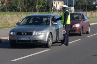 Badanie stanu trzeźwości kierowcy audi