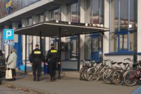 Policjanci na dworcu poszukują uciekinierki