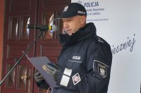 Komendant Powiatowy Policji wita gości