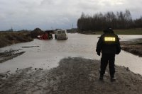 Policjanci na miejscu zdarzenia