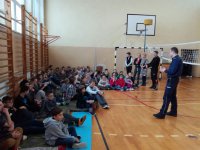Spotkanie policjanta z dziećmi z Lubecka