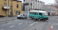 Zderzenie daewoo i mercedesa