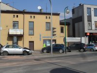 Policjanci pracują na miejscu zdarzenia