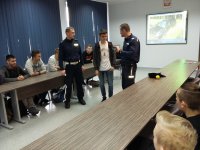 Uczeń w alkogoglach