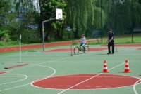 Uczestnicy w miasteczku ruchu drogowego