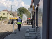 Policjant na miejscu awarii