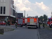 Strażacy zabezpieczają miejsce
