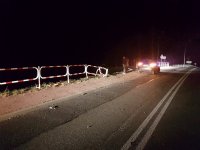Policjanci i strażacy na miejscu zdarzenia