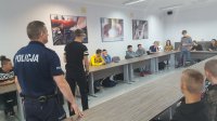 Profilaktyk przeprowadza pogadankę