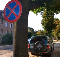 Pojazd zaparkowany na ul. Sobieskiego