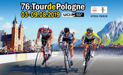 Na zdjęciu logo wyścigu kolarskiego Tour de Pologne i ścigający się kolarze.