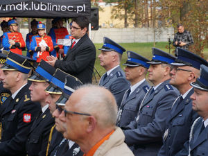 Na zdjęciu delegacja na uroczystości 3 maja z Komendy Powiatowej Policji w Lublińcu