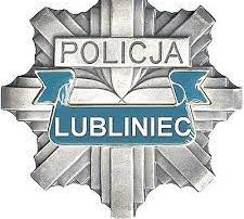 Na zdjęciu policyjna odznaka z napisem Policja Lubliniec.