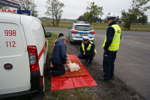 Na zdjęciu policjanci w trakcie Dni Bezpieczeństwa na ulicy Klonowej w Lublińcu.