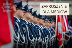 Na zdjęciu umundurowani policjanci.