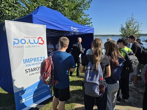 namiot baner starostwa młodziez